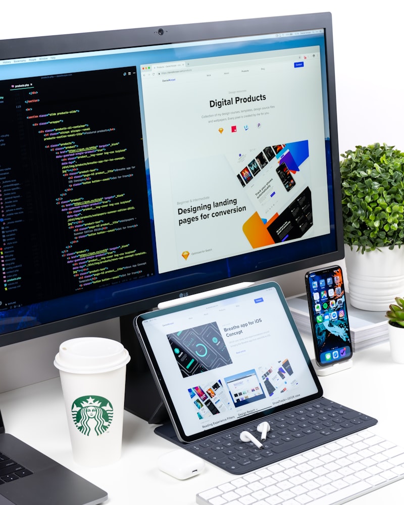 تطبيق ويب متكامل بـ Laravel